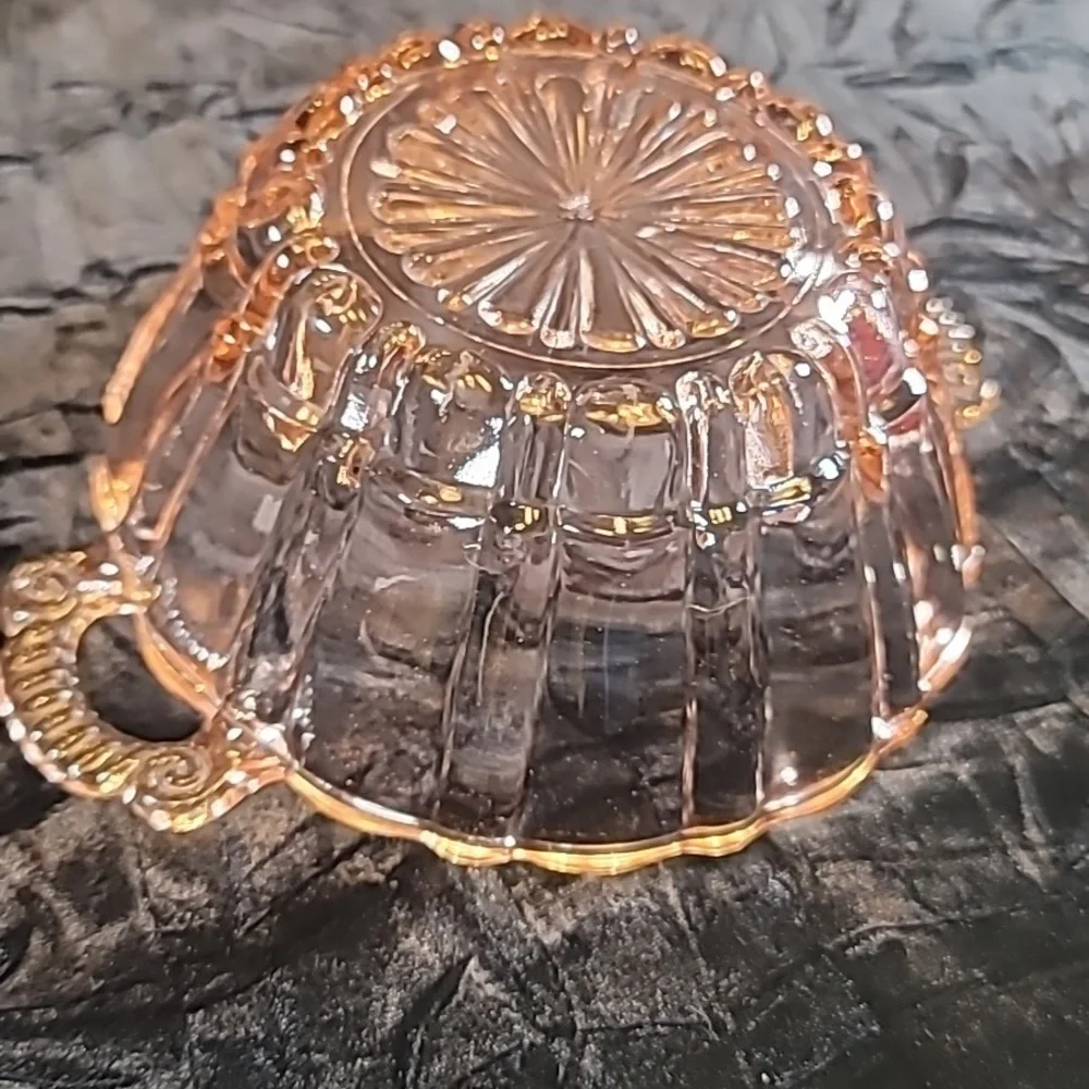 0780. Depression Glass from Anchor Hocking ~ Old Cafe Pink ~ Candy Dish ~Perfect